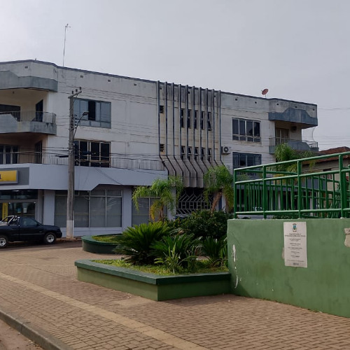 predio-avenida-presidente-vargas-1047-null-null-centro-coronel-bicaco-rs-cep-98340-000