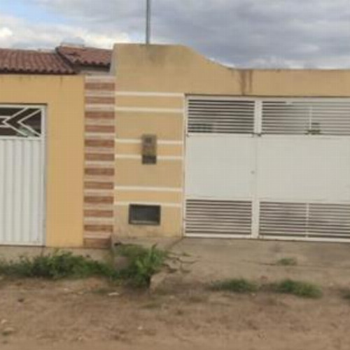 casa-9200m2-rua-umburana-329-null-null-boiadeira-iacu-ba-cep-46860-000