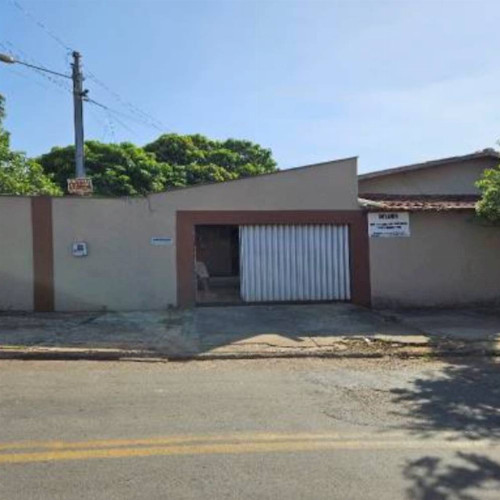casa-6980m2-174-alq-rua-antonio-jose-simao-16-quadra-08-monte-sinai-trindade-go-cep-75380-001