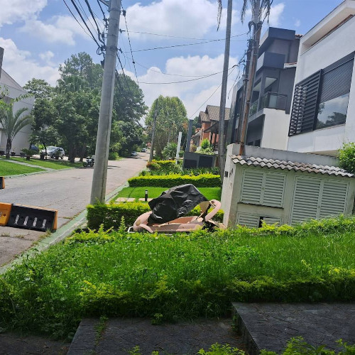 casa-281m2-360m2-alameda-jaboticabal-205-lote-16-quadra-41-residencial-04-residencial-04-alphaville-santana-de-parnaiba-sp-cep-06540-200