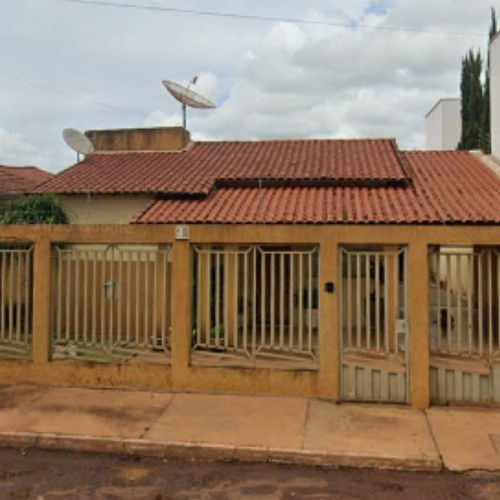 casa-83m2-336m2-av-garibaldi-teixeira-quadra-k-lote-no-04-sao-francisco-quirinopolis-go-cep-75862-124