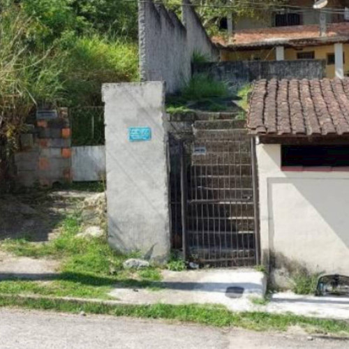 casa-9900m2-4-alq-rua-rogerio-fabricio-155-casa-n-01-lote-20-quadra-20-engenho-pequeno-sao-goncalo-rj-cep-24417-660