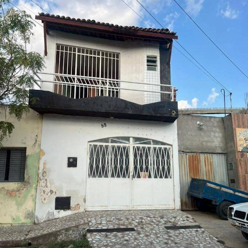 casa-7700m2-145-ha-rua-vereador-luiz-barreto-85-null-null-vila-brasilia-iguatu-ce-cep-63500-712