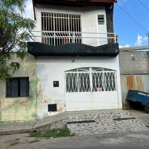 casa-7700m2-145-ha-rua-vereador-luiz-barreto-85-null-null-vila-brasilia-iguatu-ce-cep-63500-712