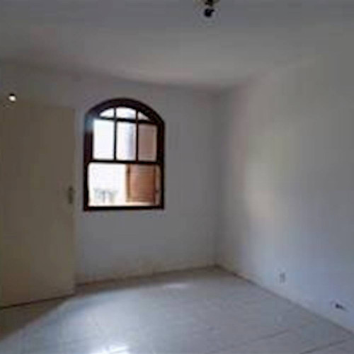 casa-7500m2-124-alq-rua-heitor-lyra-da-silva-80-null-null-fragata-pelotas-rs-cep-96025-200_7506
