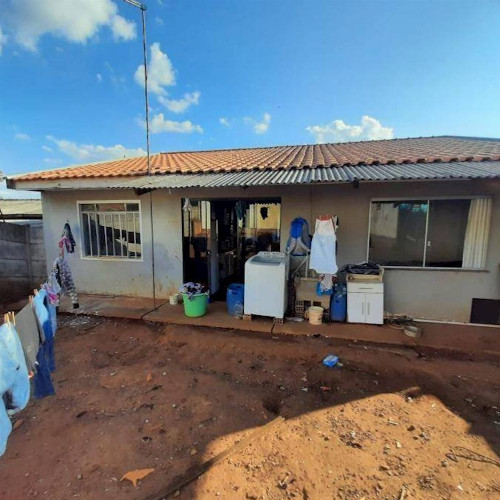 casa-9900m2-132-alq-rua-rosmar-dinies-escobar-688-null-null-contorno-ponta-grossa-pr-cep-84060-380_7512