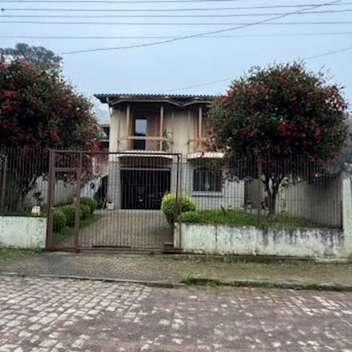 casa-122-alq-149-alq-rua-luizinha-bonatto-bertoni-55-salgado-filho-caxias-do-sul-rs-cep-95098-179