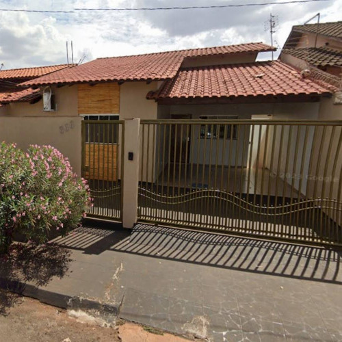 casa-121m2-179m2-rua-antonio-geraldino-366-lote-18-quadra-sm-jardim-santa-helena-santa-helena-de-goias-go-cep-75920-000