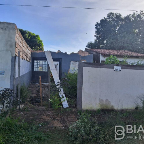 casa-18-ha-149-alq-loteamento-pacaembu-2-quadra-152-flor-da-serra-valparaiso-de-goias-go-cep-72870-001