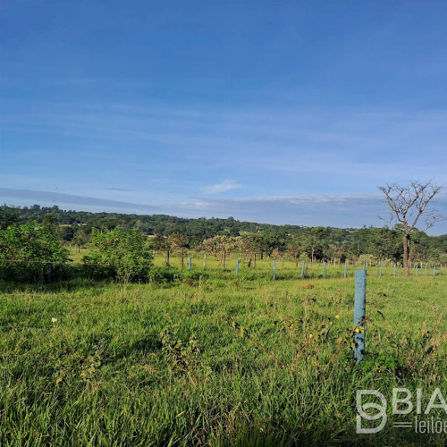 casa-18-ha-149-alq-loteamento-pacaembu-2-quadra-152-flor-da-serra-valparaiso-de-goias-go-cep-72870-001