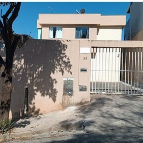 casa-172m2-360m2-rua-oito-52-casa-no-04-e-01-vaga-de-garagem-do-residencial-kamila-residencial-kamila-arvoredo-contagem-mg-cep-32000-001