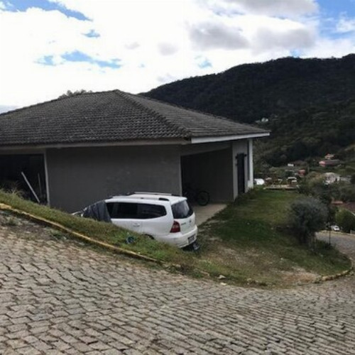 casa-167m2-371m2-estrada-isaias-vidal-880-area-86-do-condominio-paradiso-albuquerque-teresopolis-rj-cep-25976-810