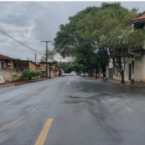casa-168-alq-22-ha-rua-antonio-jonas-ferreira-pinto-546-esquina-com-a-rua-francisco-avelino-de-paiva-centro-carlopolis-pr-cep-86420-000