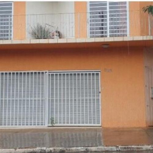 casa-168-alq-22-ha-rua-antonio-jonas-ferreira-pinto-546-esquina-com-a-rua-francisco-avelino-de-paiva-centro-carlopolis-pr-cep-86420-000