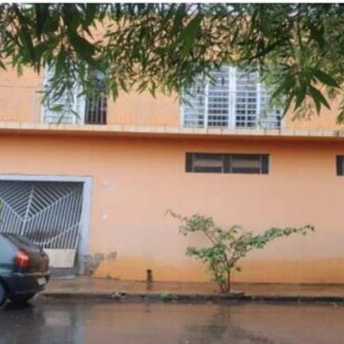 casa-168-alq-22-ha-rua-antonio-jonas-ferreira-pinto-546-esquina-com-a-rua-francisco-avelino-de-paiva-centro-carlopolis-pr-cep-86420-000