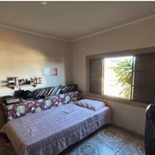 casa-8257m2-12-ha-rua-antero-marcon-70-unidade-autonoma-no-01-parte-do-terreno-do-lote-no-05-da-quadra-06-bairro-jardim-primavera-centro-andradas-mg-cep-37838-000