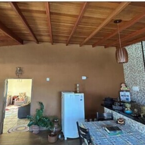 casa-8257m2-12-ha-rua-antero-marcon-70-unidade-autonoma-no-01-parte-do-terreno-do-lote-no-05-da-quadra-06-bairro-jardim-primavera-centro-andradas-mg-cep-37838-000