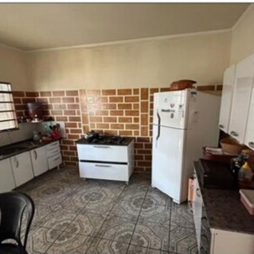casa-8257m2-12-ha-rua-antero-marcon-70-unidade-autonoma-no-01-parte-do-terreno-do-lote-no-05-da-quadra-06-bairro-jardim-primavera-centro-andradas-mg-cep-37838-000