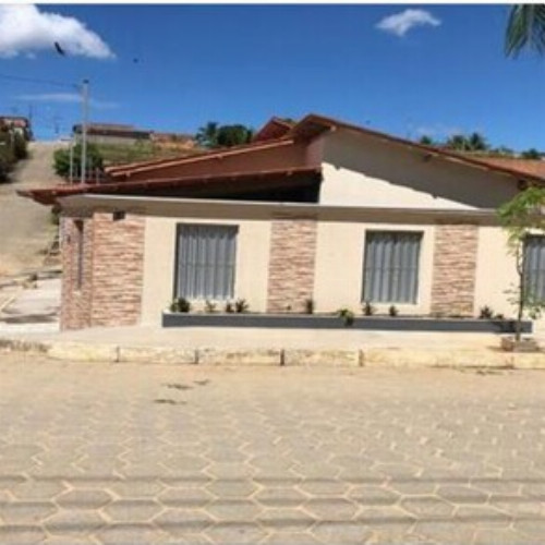 casa-8400m2-106-alq-avenida-milton-vasconcelos-68-planalto-santa-helena-de-minas-mg-cep-39874-000