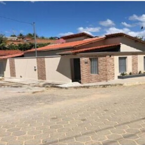 casa-8400m2-106-alq-avenida-milton-vasconcelos-68-planalto-santa-helena-de-minas-mg-cep-39874-000