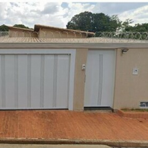 Imóvel de Leilão - CASA 1892m² - 270m² em: R. Gregório Lacerda, 52, Centro, Conceição das Alagoas / MG CEP: 38120-000