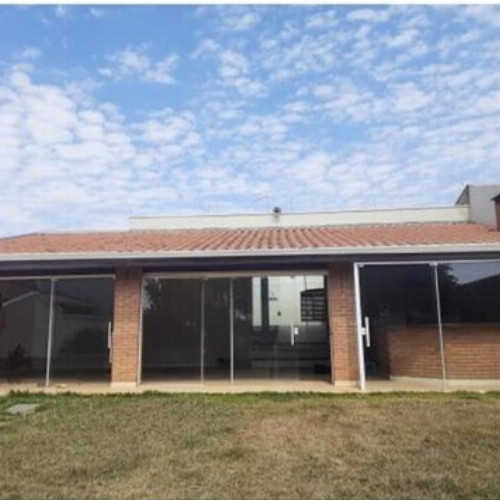 casa-151-ha-124-alq-rua-vereador-adolfo-nimptz-123-jardim-america-engenheiro-coelho-sp-cep-13445-001
