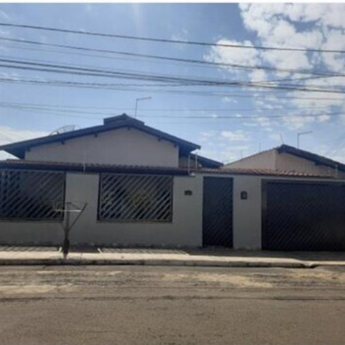 casa-151-ha-124-alq-rua-vereador-adolfo-nimptz-123-jardim-america-engenheiro-coelho-sp-cep-13445-001