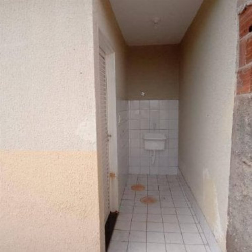 casa-150m2-210m2-rua-trinta-e-cinco-5-casa-05-parque-da-barragem-setor-12-aguas-lindas-de-goias-go-cep-72910-001