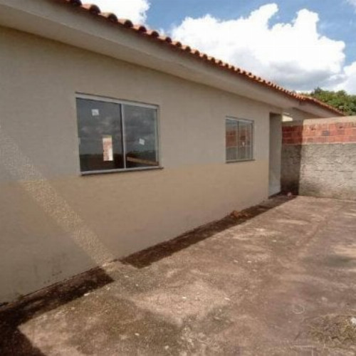 casa-150m2-210m2-rua-trinta-e-cinco-5-casa-05-parque-da-barragem-setor-12-aguas-lindas-de-goias-go-cep-72910-001
