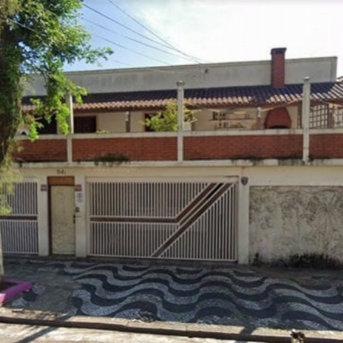 predio-102-alq-rua-parana-94-vila-mathias-santos-sp-cep-11075-320