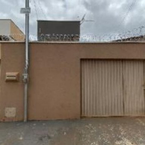 casa-9982m2-208-ha-rua-das-alamandas-50-casa-02-condominio-residencial-e-w-07-setor-pontakayana-trindade-go-cep-75380-001