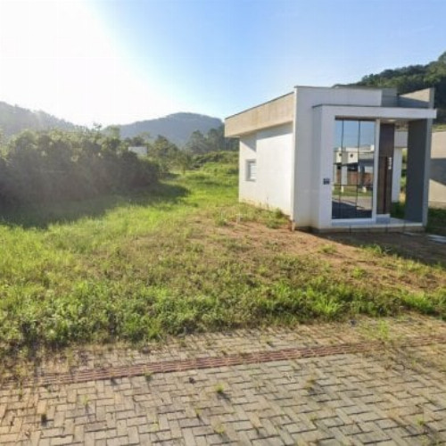 casa-4169m2-298-alq-rua-adilson-de-medeiros-234-loteamento-parque-das-orquideas-humaita-de-cima-tubarao-sc-cep-88708-174