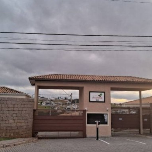 casa-6324m2-211-ha-avenida-maria-thereza-da-costa-naufal-990-unid-48-condominio-villagio-das-amoreiras-vila-4-villagio-das-amoreiras-serrinha-itatiba-sp-cep-13256-580