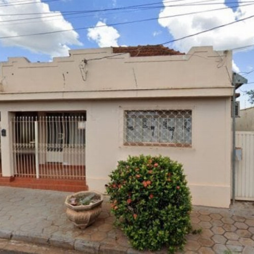 casa-198-alq-rua-duque-de-caxias-282-centro-frutal-mg-cep-38200-070