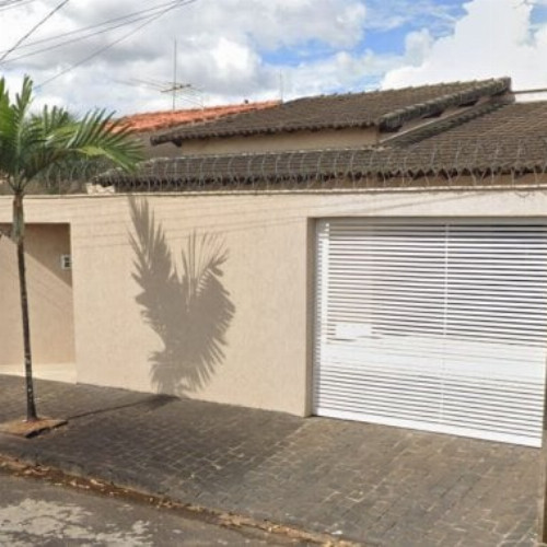 casa-173-ha-124-alq-rua-mario-augusto-pinto-741-setor-d-santa-monica-uberlandia-mg-cep-38400-001