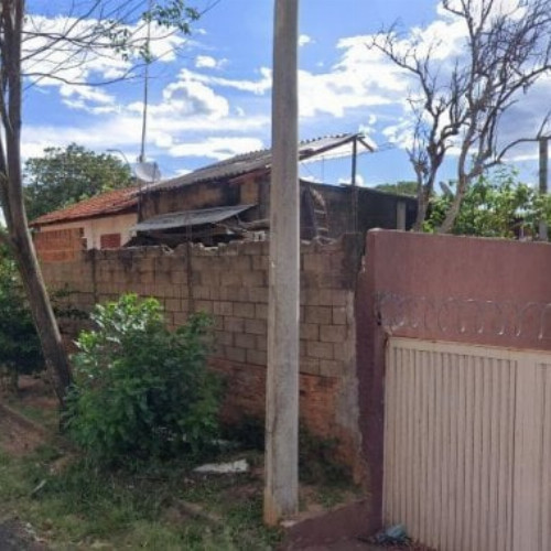 casa-3572m2-199-ha-rua-joao-queiroz-130-jardim-morada-do-sol-garca-sp-cep-17406-480