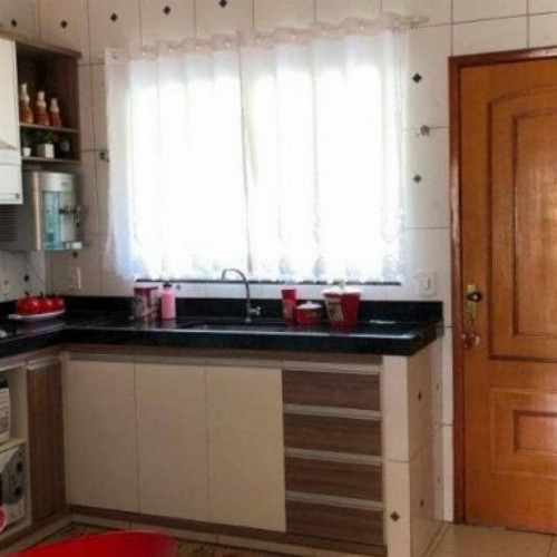 casa-8872m2-149-alq-rua-2-504-lote-n-04-quadra-n-02-01-vaga-jardim-esmeralda-caldas-novas-go-cep-75690-000