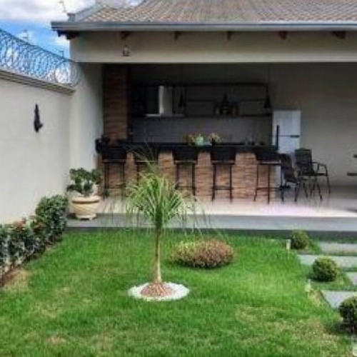 casa-8872m2-149-alq-rua-2-504-jardim-esmeralda-caldas-novas-go-cep-75687-644