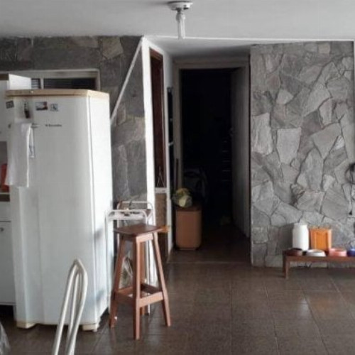 casa-101-alq-157-alq-avenida-milton-terra-verdi-301-null-null-jardim-santa-helena-fernandopolis-sp-cep-15600-000