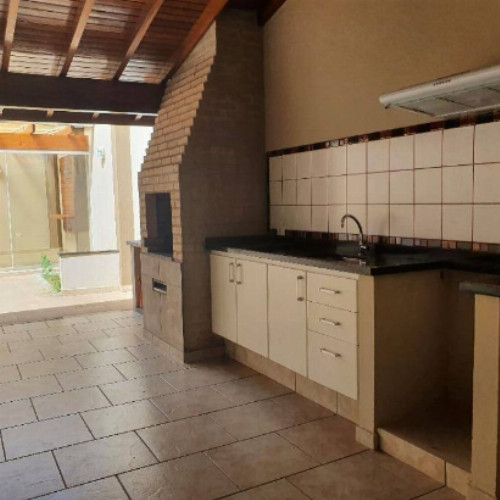 casa-159-ha-182-ha-rua-bonfim-1350-nao-se-aplica-alto-cafezal-marilia-sp-cep-17504-040