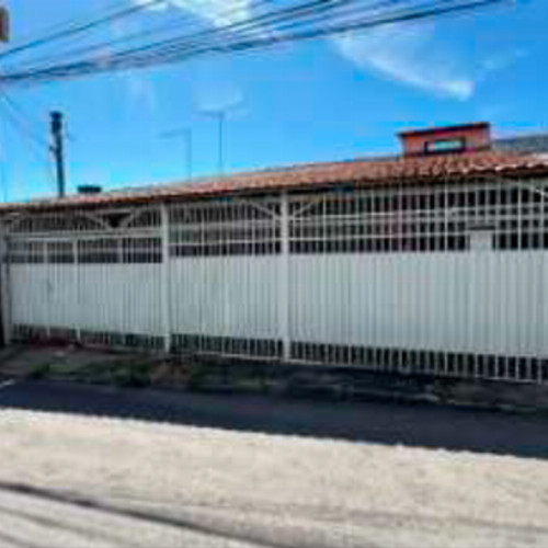 casa-184-ha-237-ha-conjunto-f-da-quadra-4-casa-24-candangolandia-brasilia-df-cep-70000-001