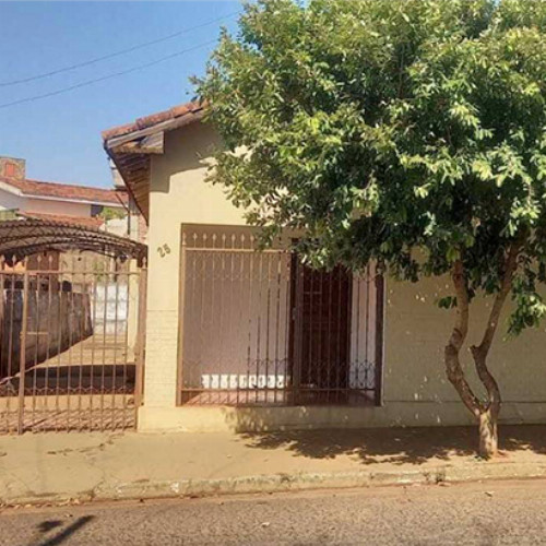 casa-6000m2-138-alq-rua-joao-goncalves-25-nao-se-aplica-centro-frutal-mg-cep-38200-000_9646