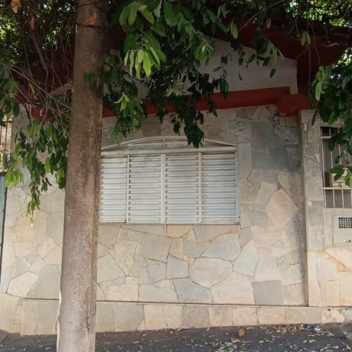 casa-9940m2-109-ha-rua-ribeirao-preto-249-curitiba-pr-cep-80000-001