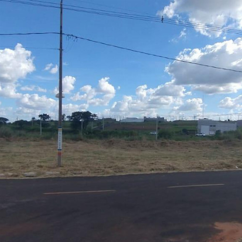 terreno-282-alq-rua-edigio-pereira-jardim-quadra-01-pq-residencial-metropolitano-iii-umuarama-pr-cep-87500-000