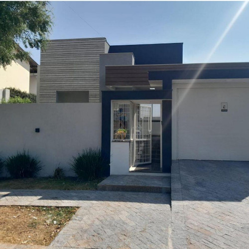 casa-26-alq-avenida-dona-leonor-de-held-1274-quadra-49-lote-7-centro-terra-roxa-pr-cep-85940-000