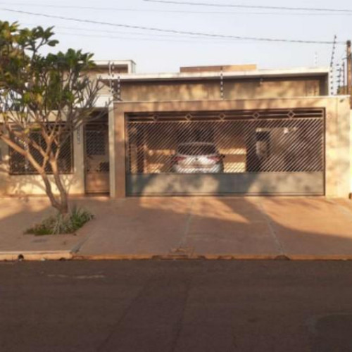 casa-225-ha-207-alq-rua-vereador-naur-alves-leite-1350-progresso-rio-brilhante-ms-cep-79130-000
