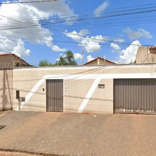 casa-176m2-483m2-rua-zero-423-casa-quadra-04-natal-ituiutaba-mg-cep-33451-012