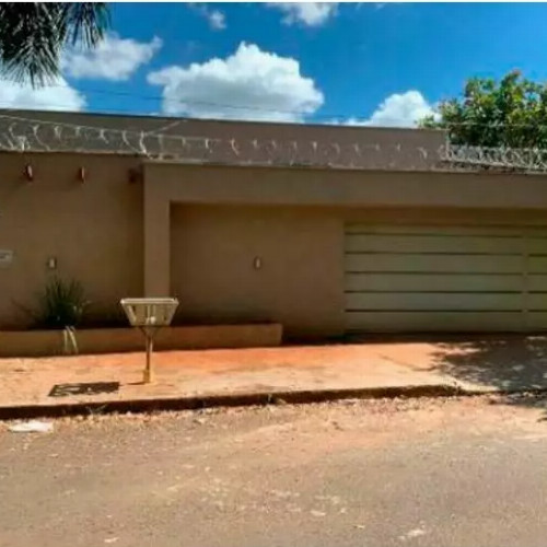 casa-8183m2-156-alq-rua-aracati-44-lote-03-da-quadra-05-tropical-ville-goiania-go-cep-33179-081_12238