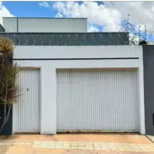 casa-5749m2-115-ha-avenida-antonio-de-freitas-500-casa-unidade-02-jaragua-montes-claros-mg-cep-39400-001