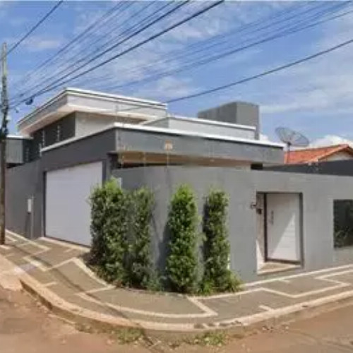 casa-126-alq-243-alq-avenida-filemon-marcelino-de-araujo-185-centro-santa-helena-de-goias-go-cep-75920-000